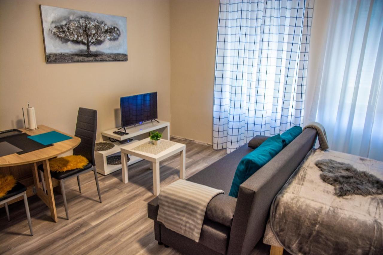Apartment & Room Eni Zágráb Kültér fotó