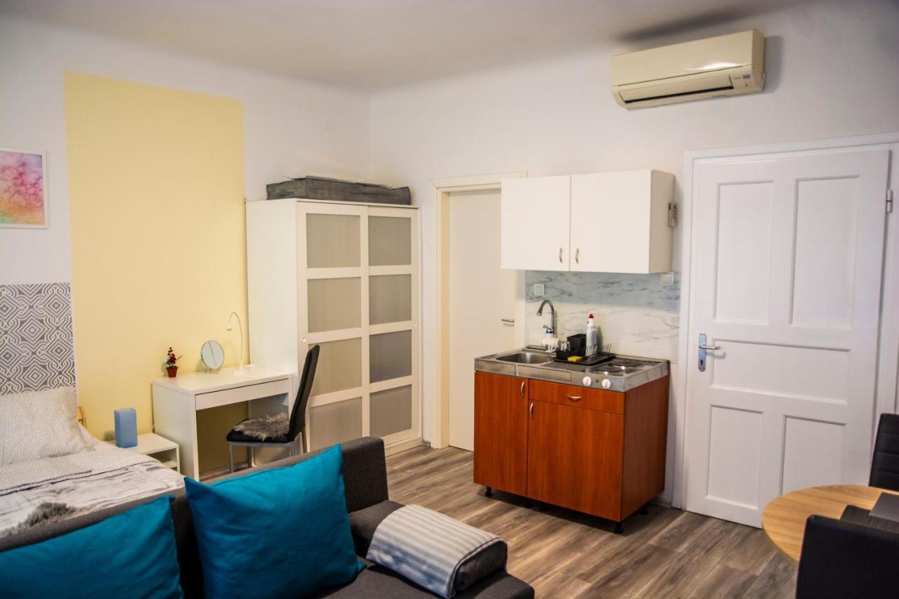 Apartment & Room Eni Zágráb Kültér fotó